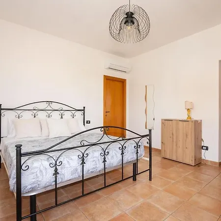 La Terrazza Tra Gli Ulivi - Piscina E Relax Apartman Civitanova Alta